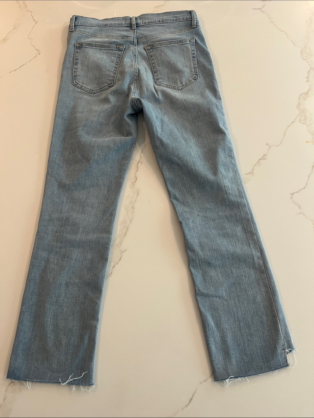 Frame Denim Le High Straight Crop Raw Cascade Hem Jeans in Light Wash 28 - Picture 11 of 14